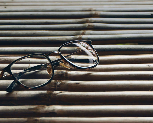 Why Do I Need A Pair Of Blue Light Filtering Glass | Jei & Co. Optics