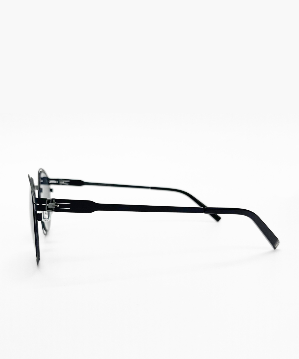 Affric VS2007 VARG Titanium Polarized Sunglasses