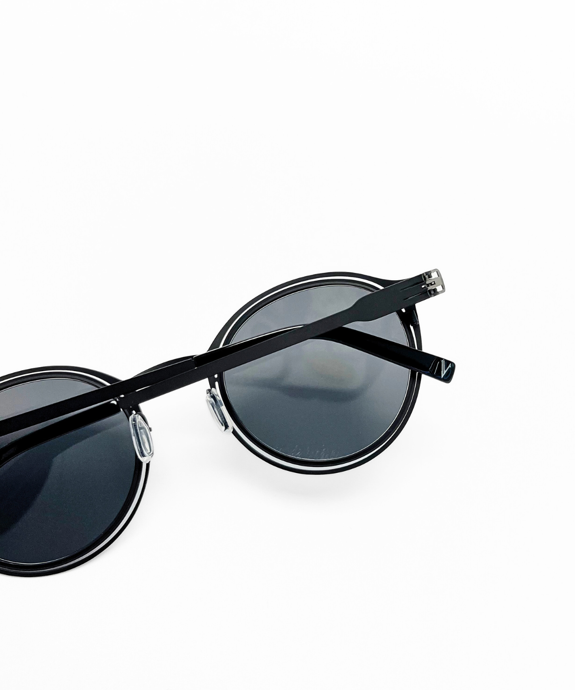 Affric VS2007 VARG Titanium Polarized Sunglasses