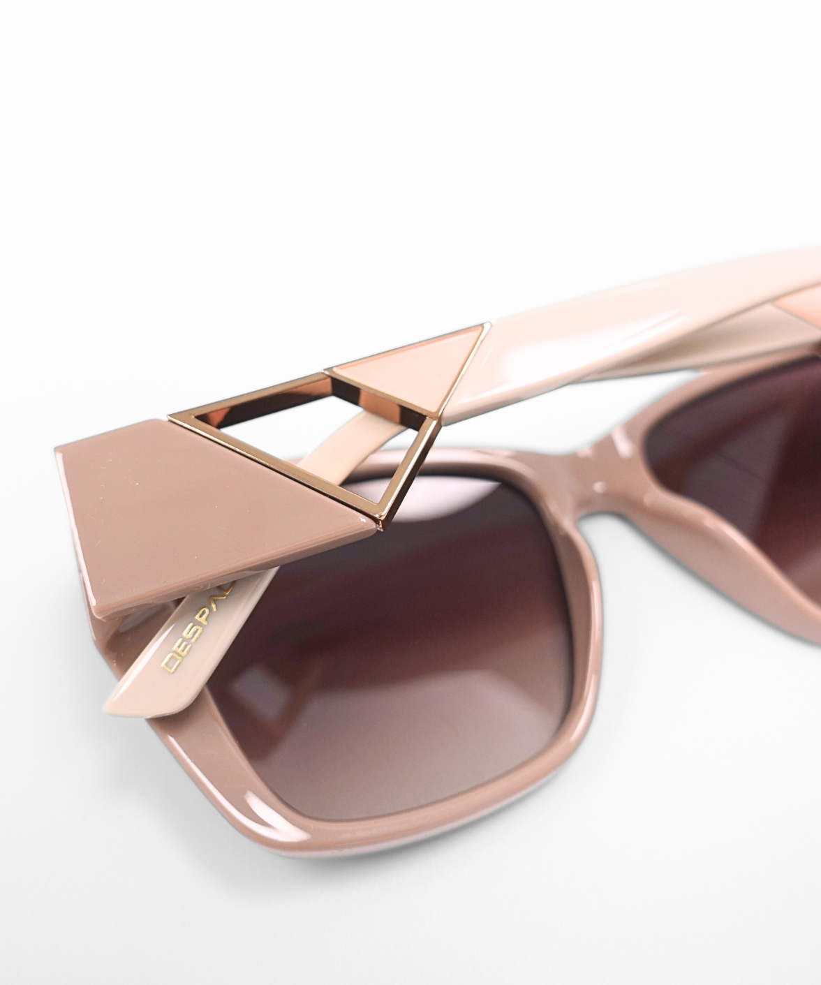 Despada DS2306 Cat-Eye Sunglasses | Jei & Co. Optics