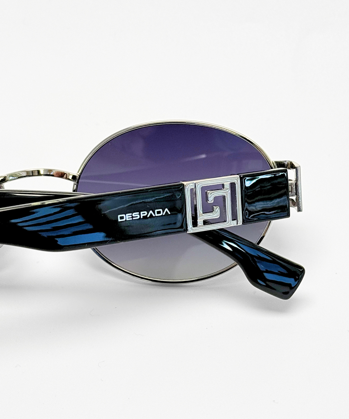 DS2313 Despada Unisex Oval Polarized Sunglasses | Jei & Co. Optics