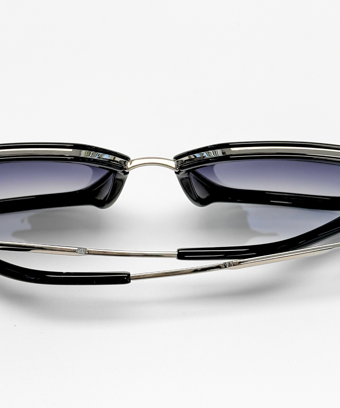 DS2351 Despada Women's Polarized Sunglasses