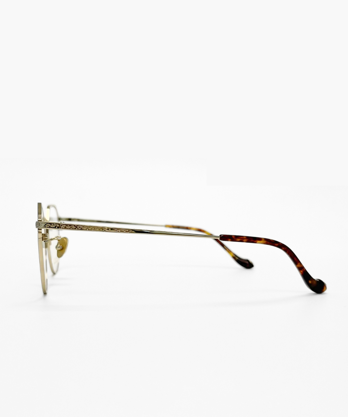 K7504 MEGATEC HIKARI Titanium Eyeglasses | Japanese Eyewear