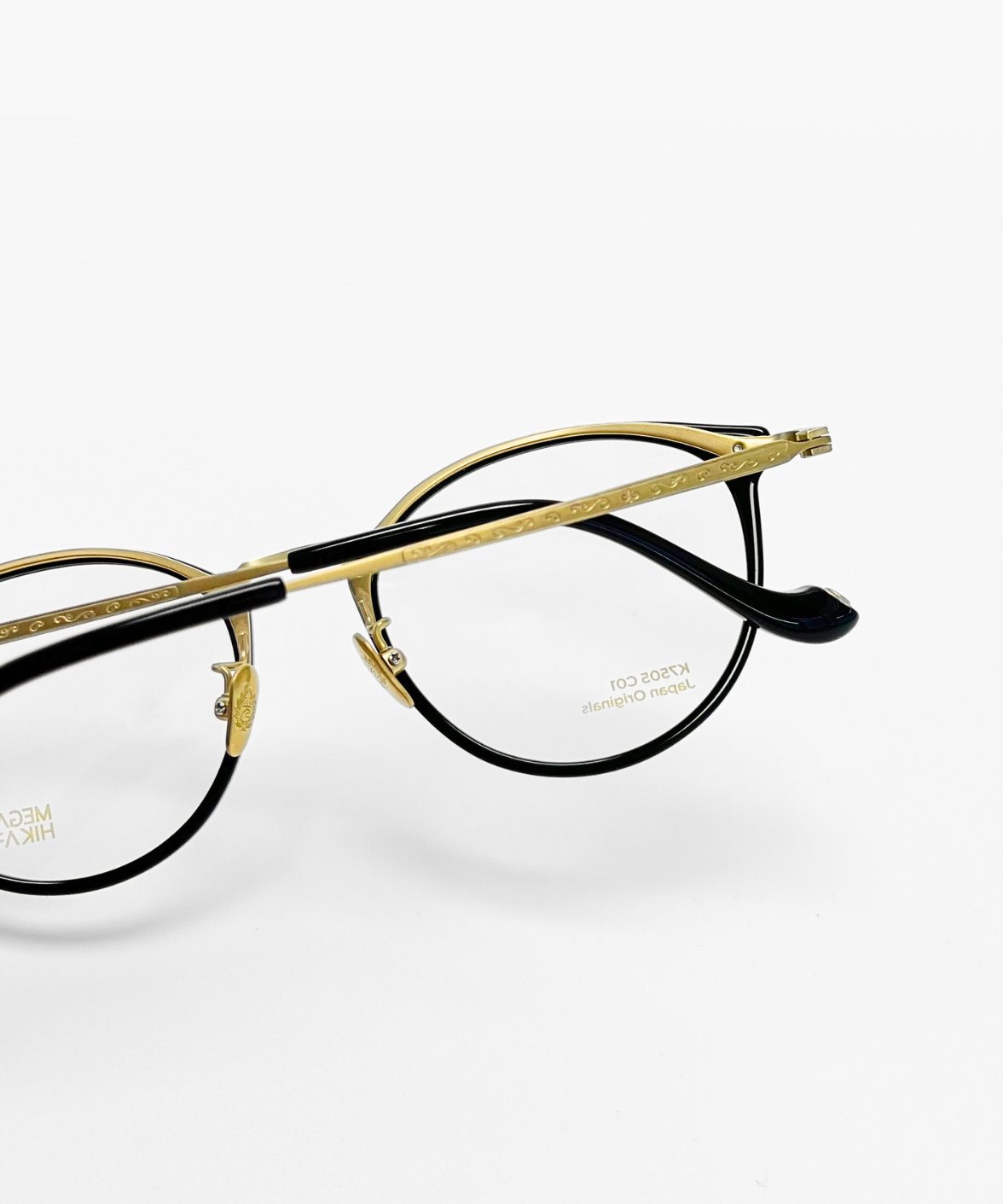 K7505 Hikari Titanium Eyeglasses | Japanese Handmade Eyewear