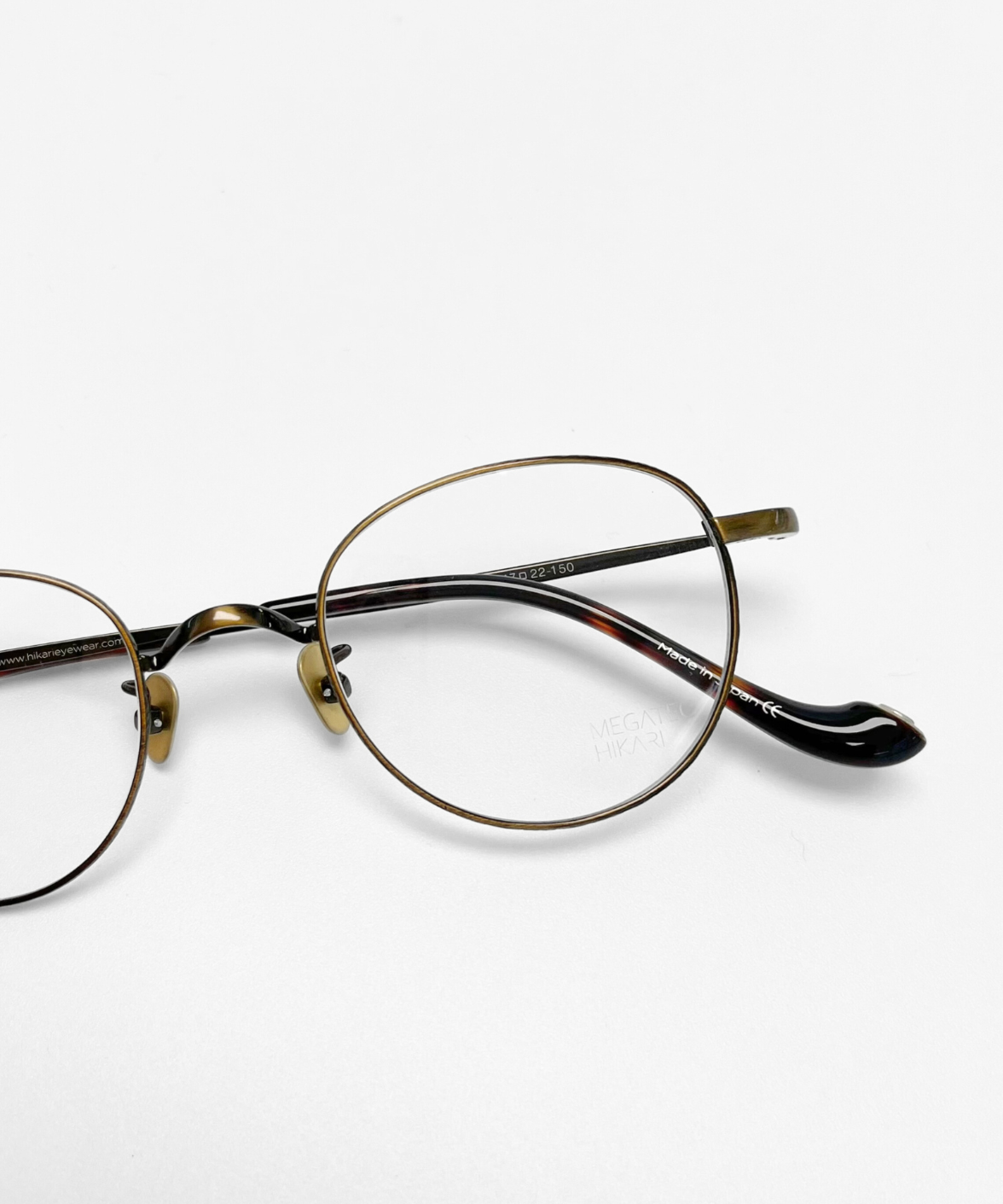 T9408 MEGATEC HIKARI Titanium Eyeglasses | Japanese Eyewear
