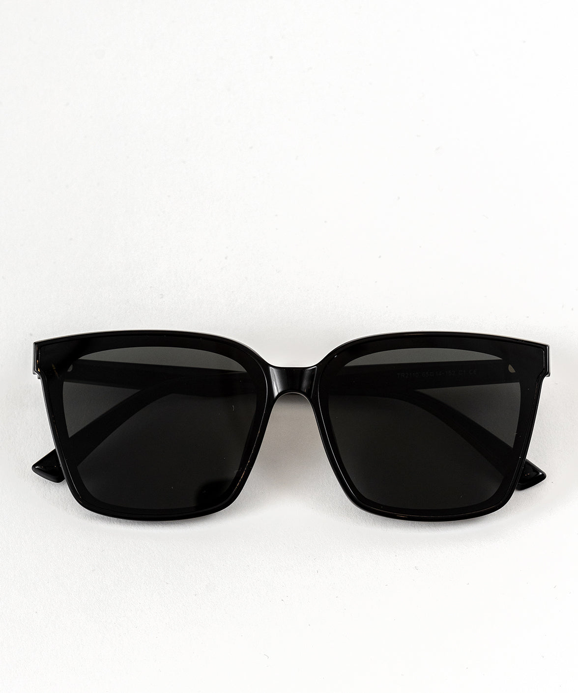Taylor - Trendy & High-Quality Sunglasses | Stylish Protection by Jei & Co. | Jei & Co. Optics