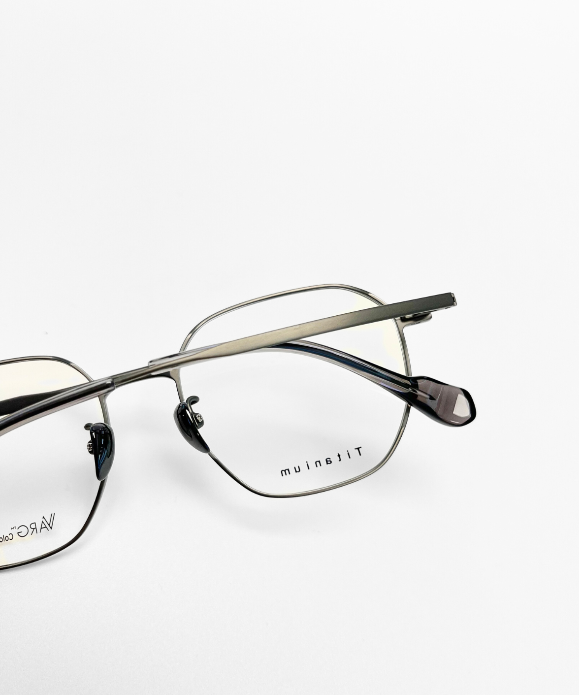 VC03 VARG Titanium Eyeglasses | Japanese Craftsmanship