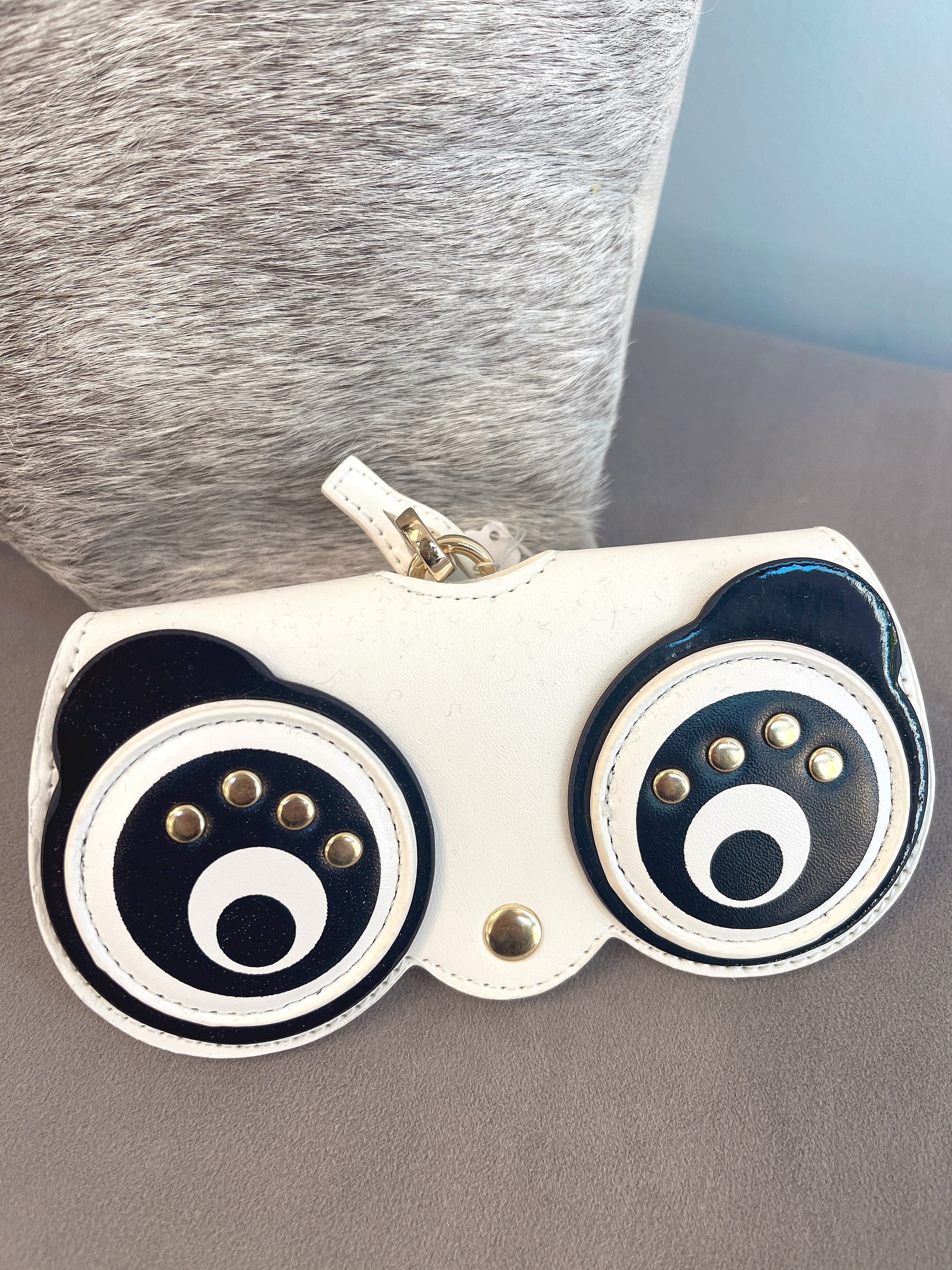 Hanging Eyeglasses Case | Jei & Co. Optics