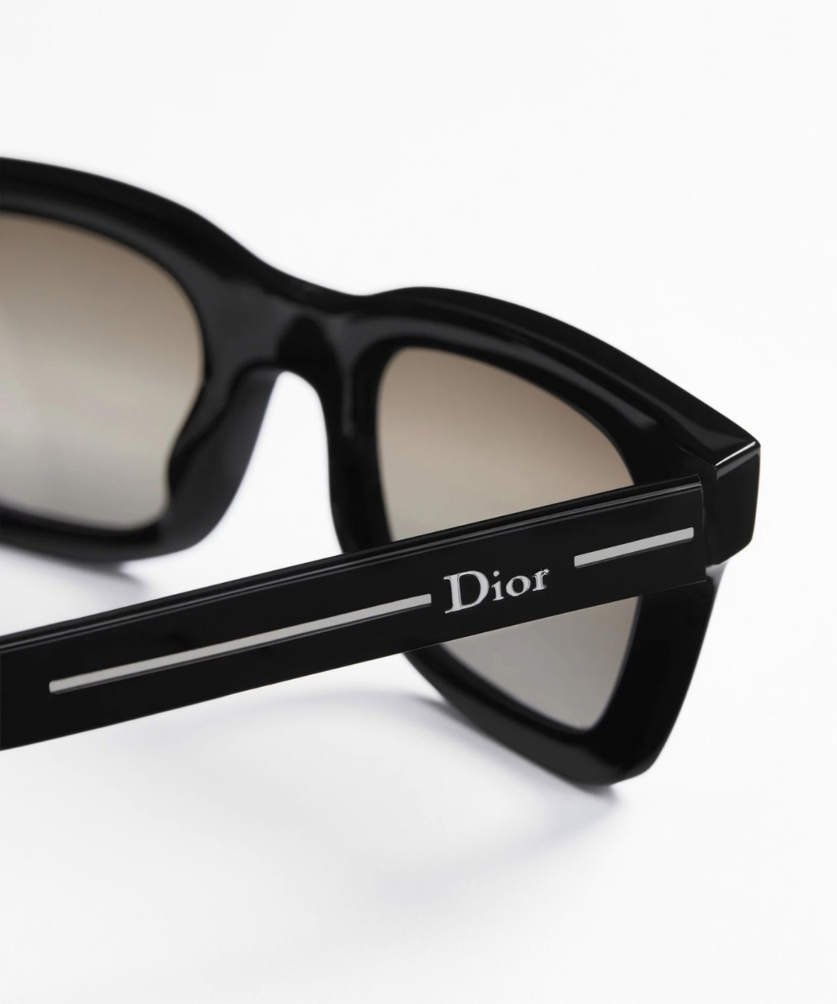 Dior LINE S1F