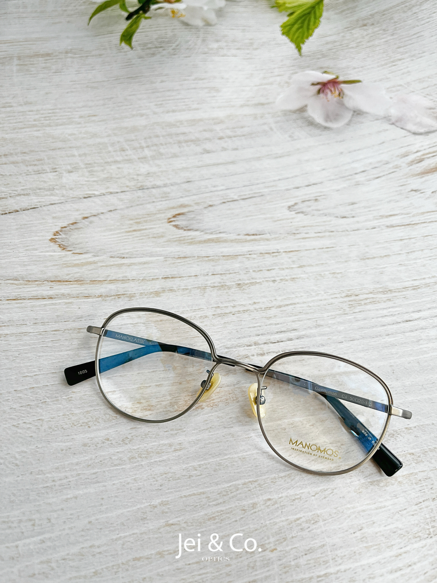 MANOMOS Gentleman Eyeglasses | Jei & Co. Optics