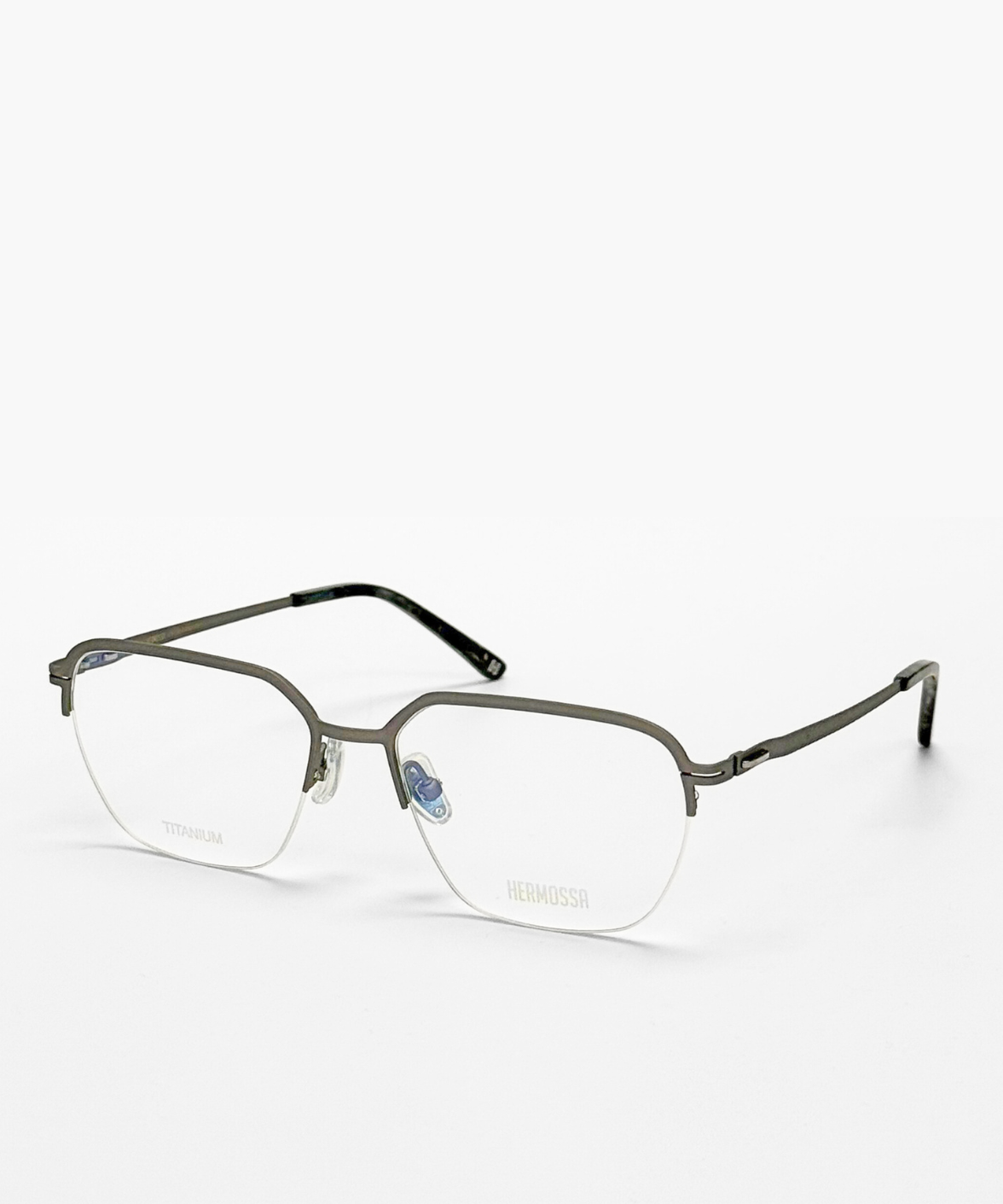 HMO582 Dillan