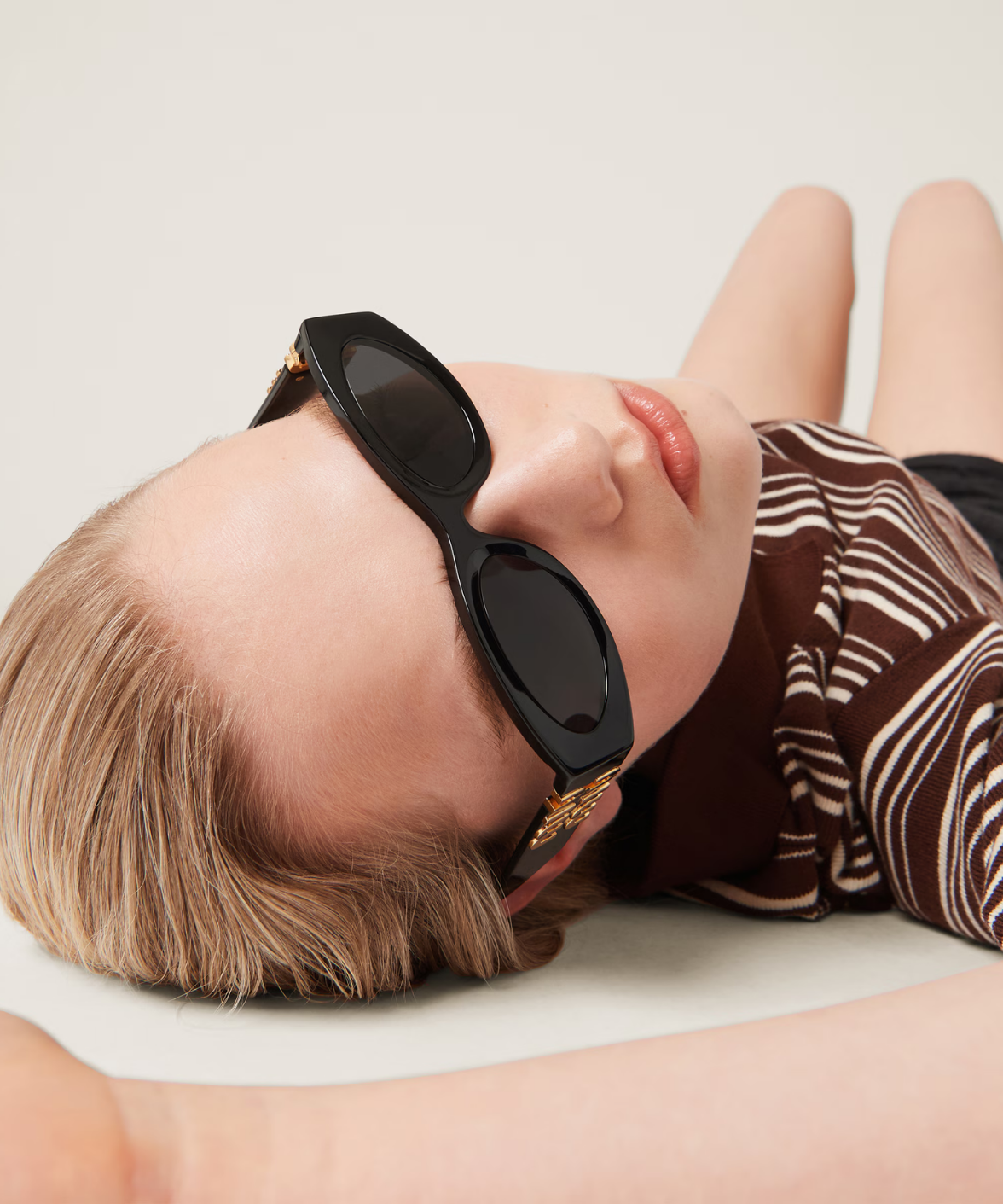 MU 11WS Miu Glimpse Sunglasses