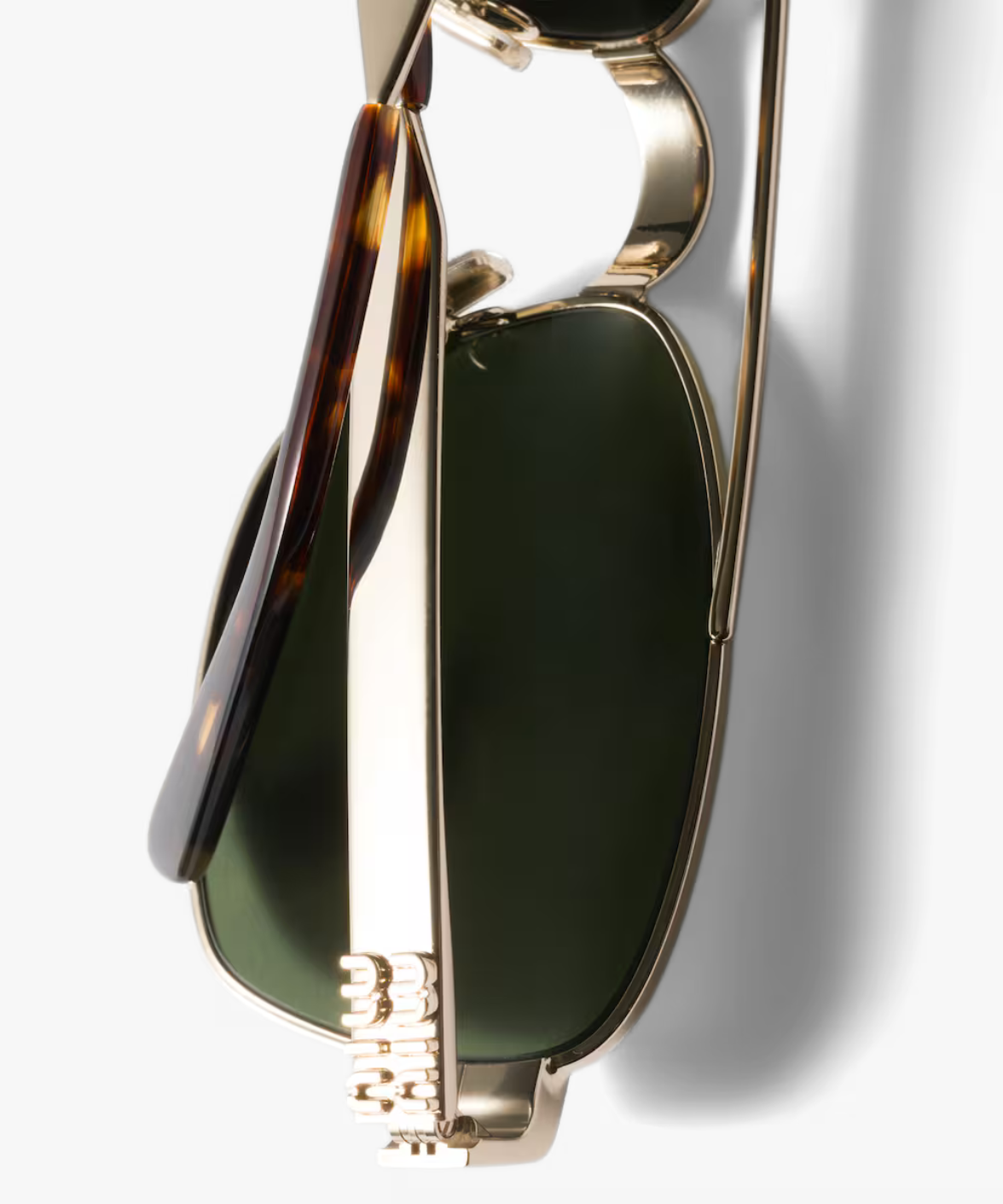 MU C52S Envie Sunglasses