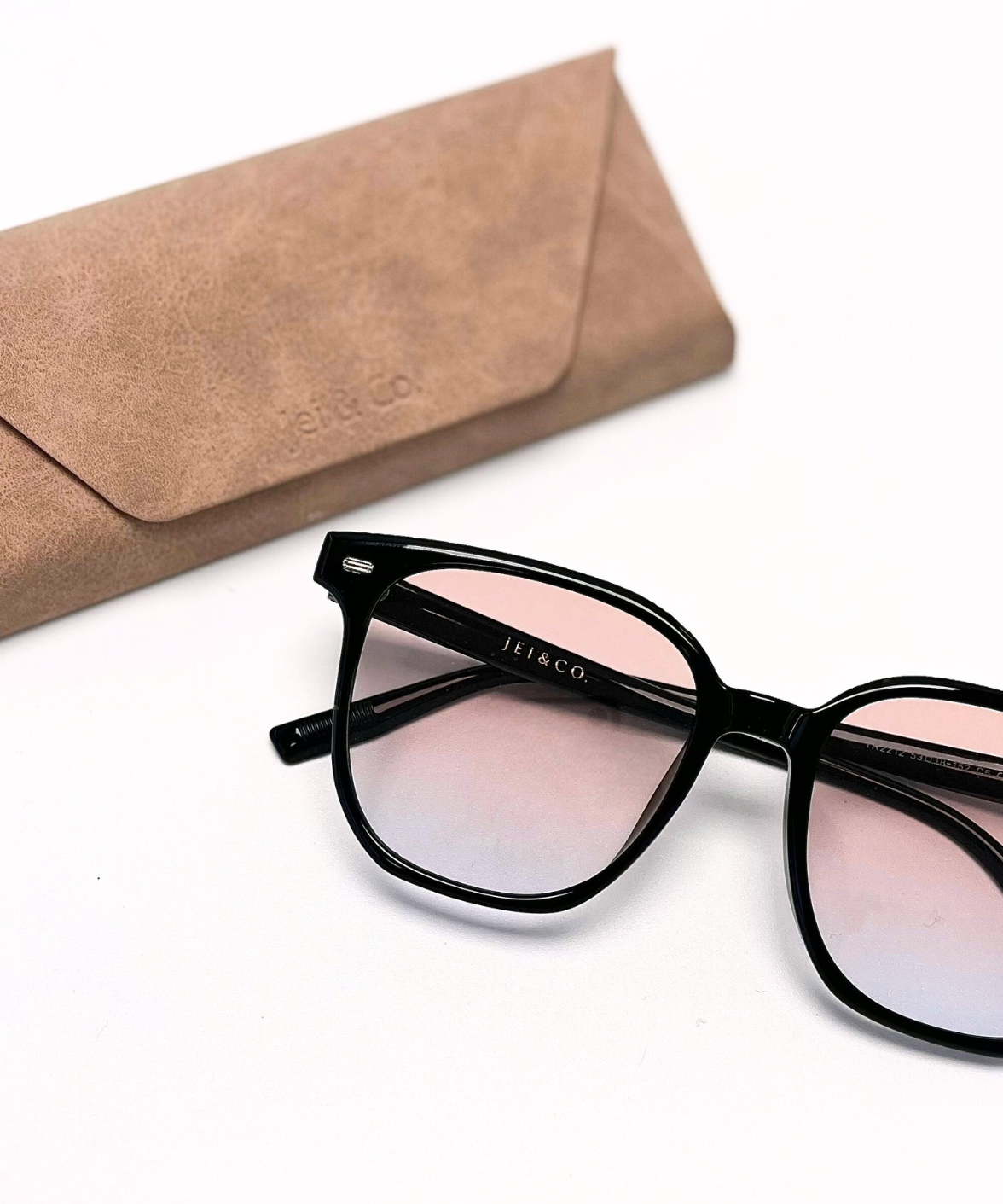 Camrose Black / Light Pink Polarized Sunglasses | Jei & Co. Optics