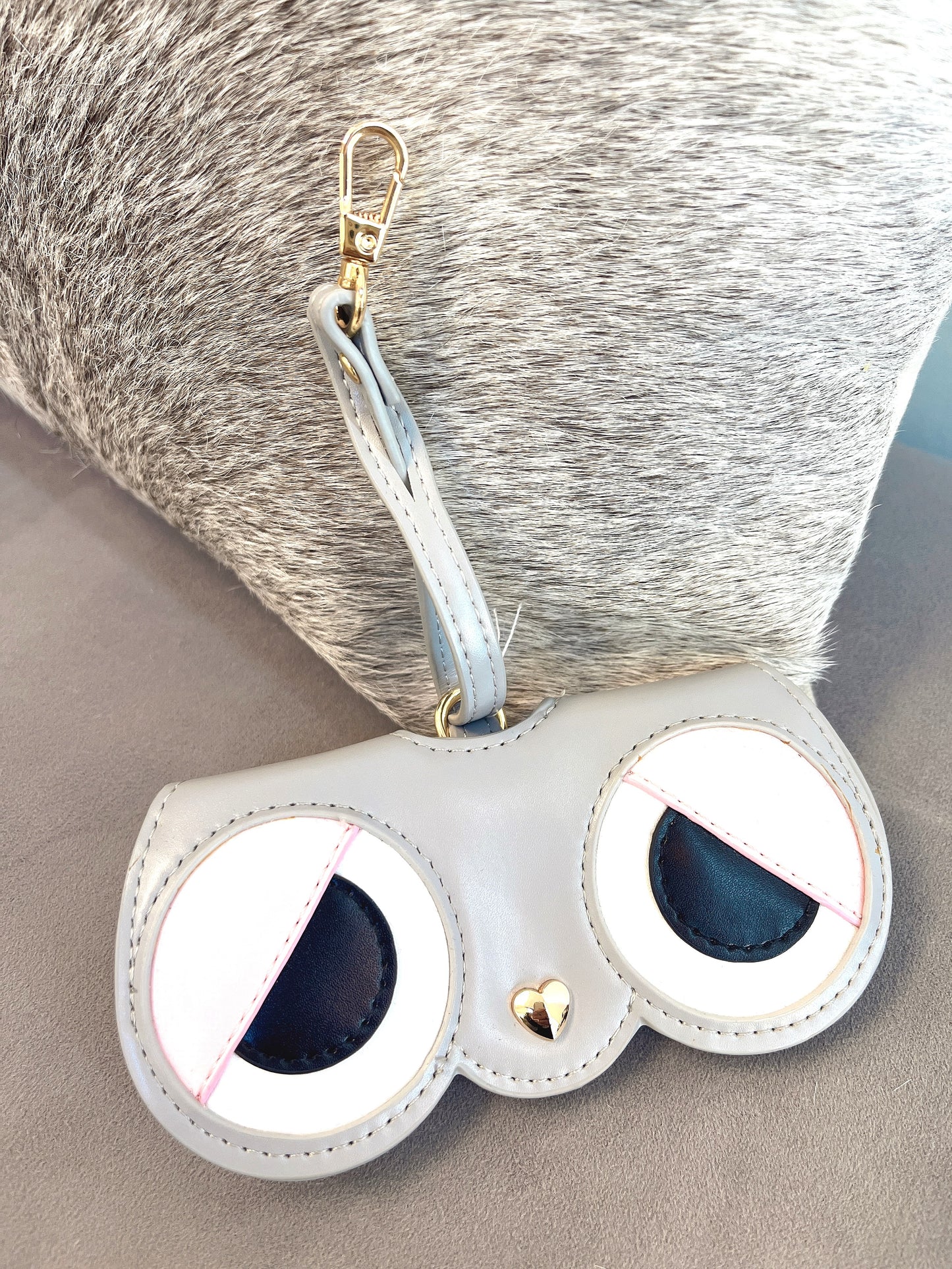 Hanging Eyeglasses Case